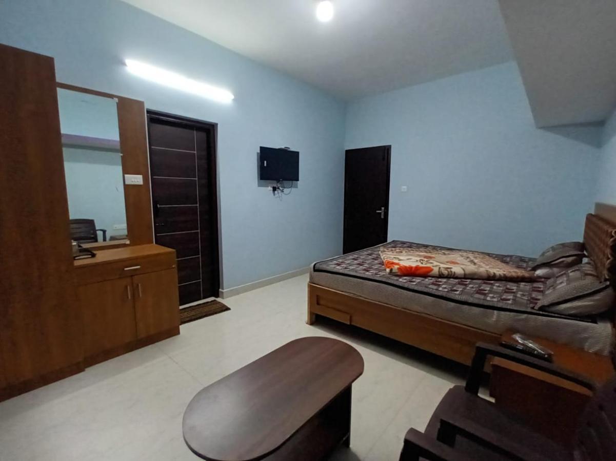 شقة Karpagam Residency أوتي المظهر الخارجي الصورة