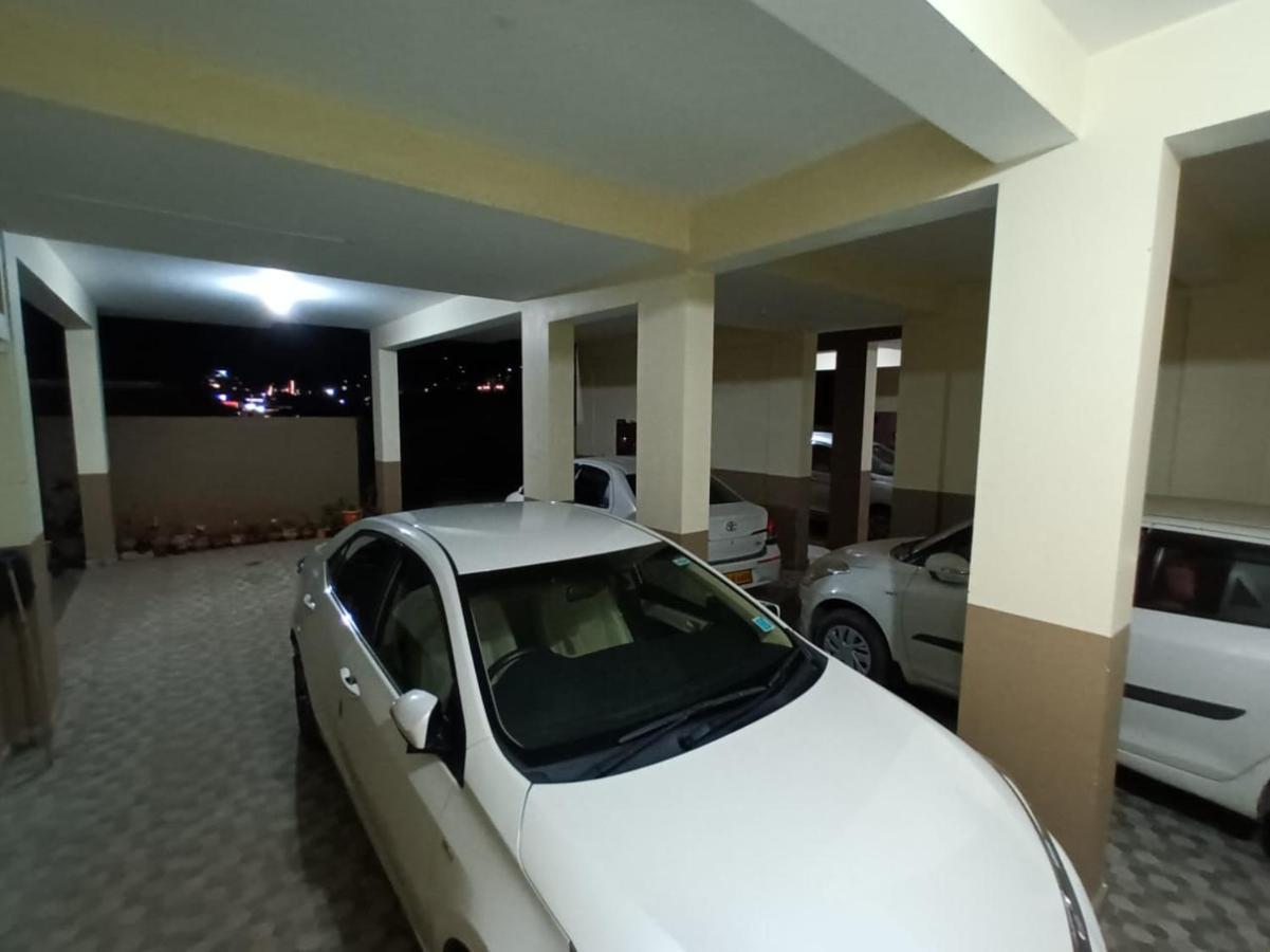 شقة Karpagam Residency أوتي المظهر الخارجي الصورة